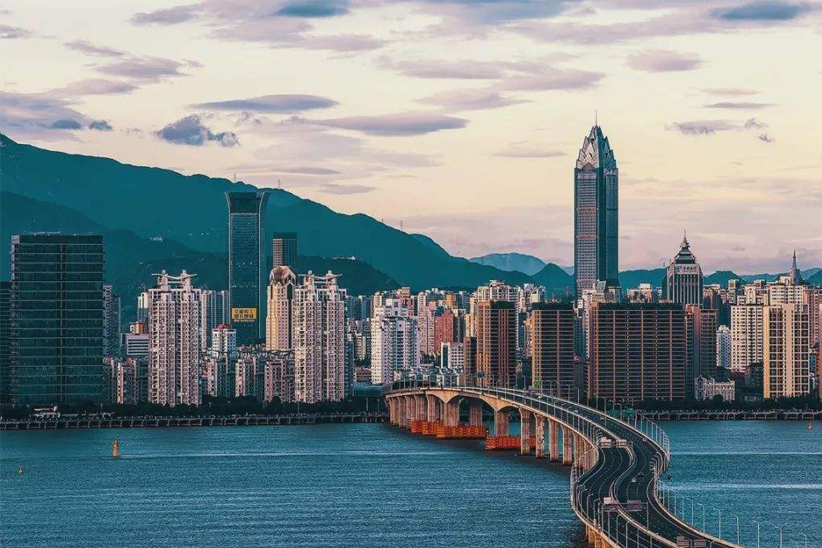 768a0a76a1a94ab6927ea807d13f95f0.jpg
