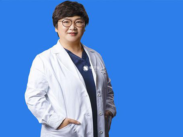 钟菁医生主要采用两种保胎方案