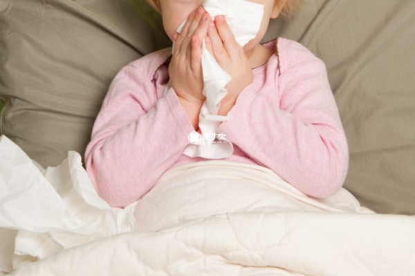 小孩夜咳可能是支气管炎