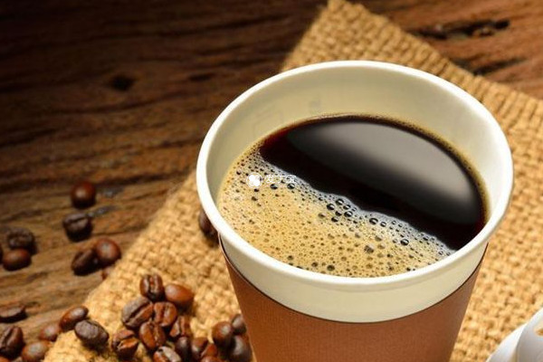 哺乳期每天摄入的咖啡不能超过300mg
