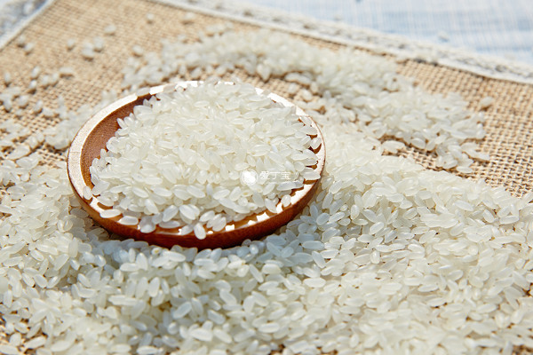 每伴米粉的原料为优质大米